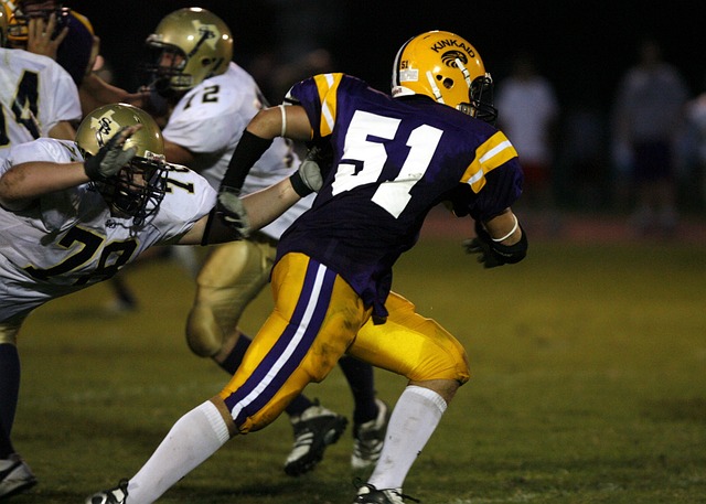 湖人惨败公牛，雷击“唯乔”詹姆斯引争议公平，雷迪克暗讽詹姆斯.